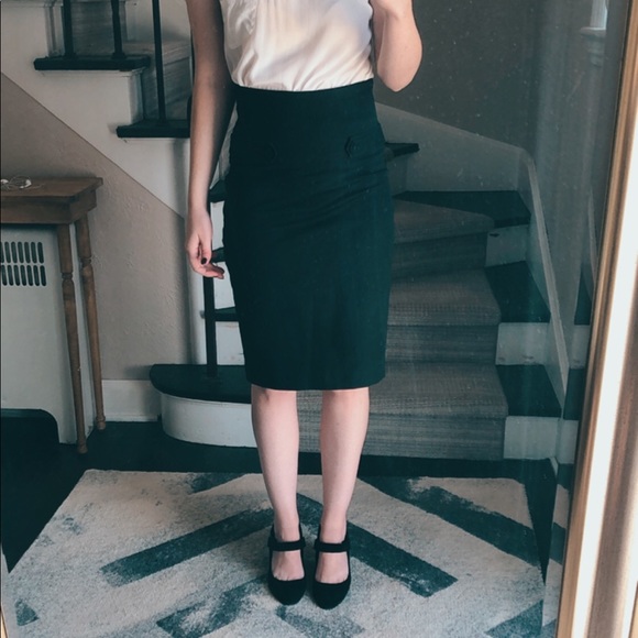 Club Monaco Pencil Skirt, Size 0 - Picture 2 of 9